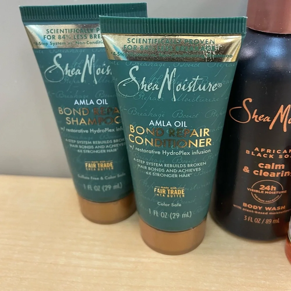 Shea Moisture Hair & Skincare 6-Piece Travel Set Bundle - Picture 3 of 5